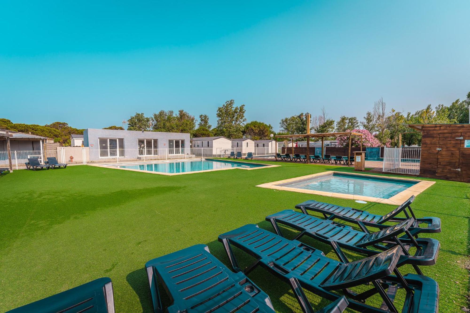 Camping Le Roucan West Vias Exteriér fotografie