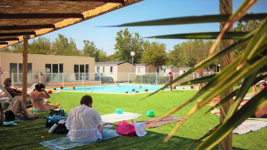 Camping Le Roucan West Vias Exteriér fotografie